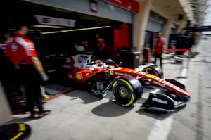 Atomowe starty Ferrari, trik Mercedesa i... hamowanie na prostych. Co trzeba wiedzieć o nowych regulacjach F1?