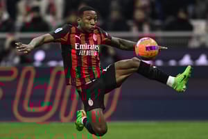 Gol pogardzanego i skandal sędziowski! Derby dla Milanu