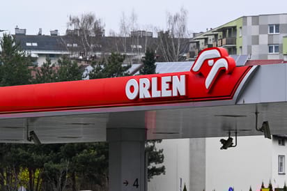 Rząd przedłużył do 15 maja br. obniżone stawki VAT i akcyzy na niektóre paliwa silnikowe