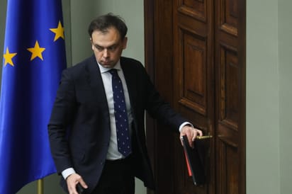 Dług publiczny rośnie, rząd chce ratować się podwyżkami podatków