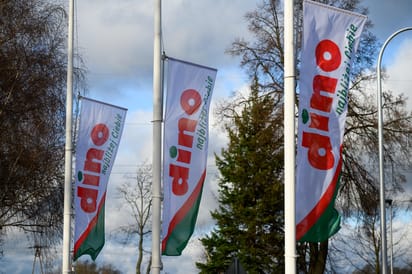 Przed siedzibą Dino w Krotoszynie trwa strajk pracowników
