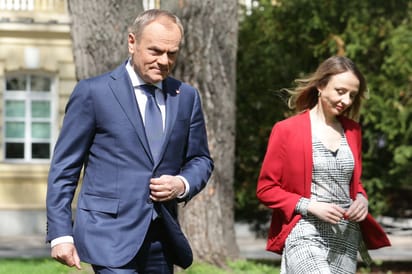 Rząd chce, by pensje w budżetówce w 2027 r. wzrosły o 3 proc.