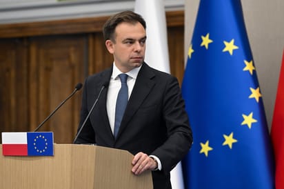 Minister finansów Andrzej Domański ma powody do zmartwień – to poziomy deficytu i długu