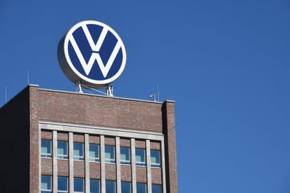 Najwięksi udziałowcy Volkswagena wzywają zarząd do szybszych działań ratunkowych dla koncernu