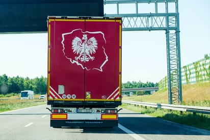 Obniżka VAT na paliwa nie przynosi ulgi właścicielom firm transportowych