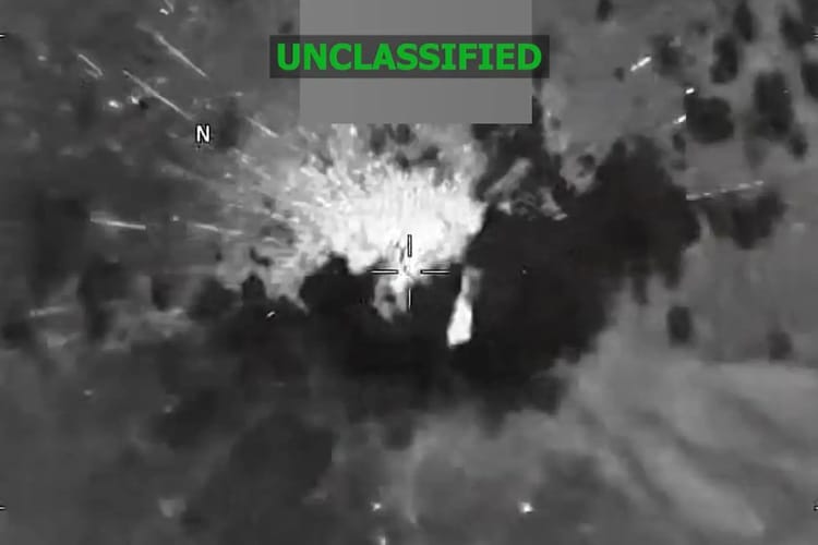 Atak na łódź przemytników.