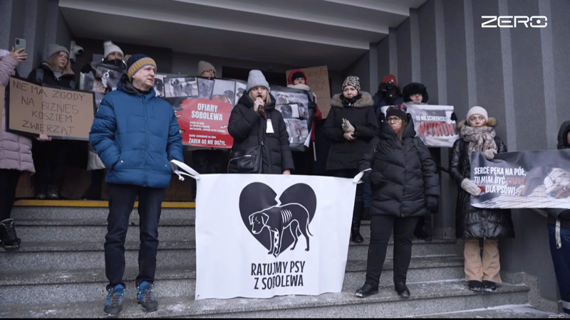 Protest w Sobolewie. (fot. Kanał Zero/YT)