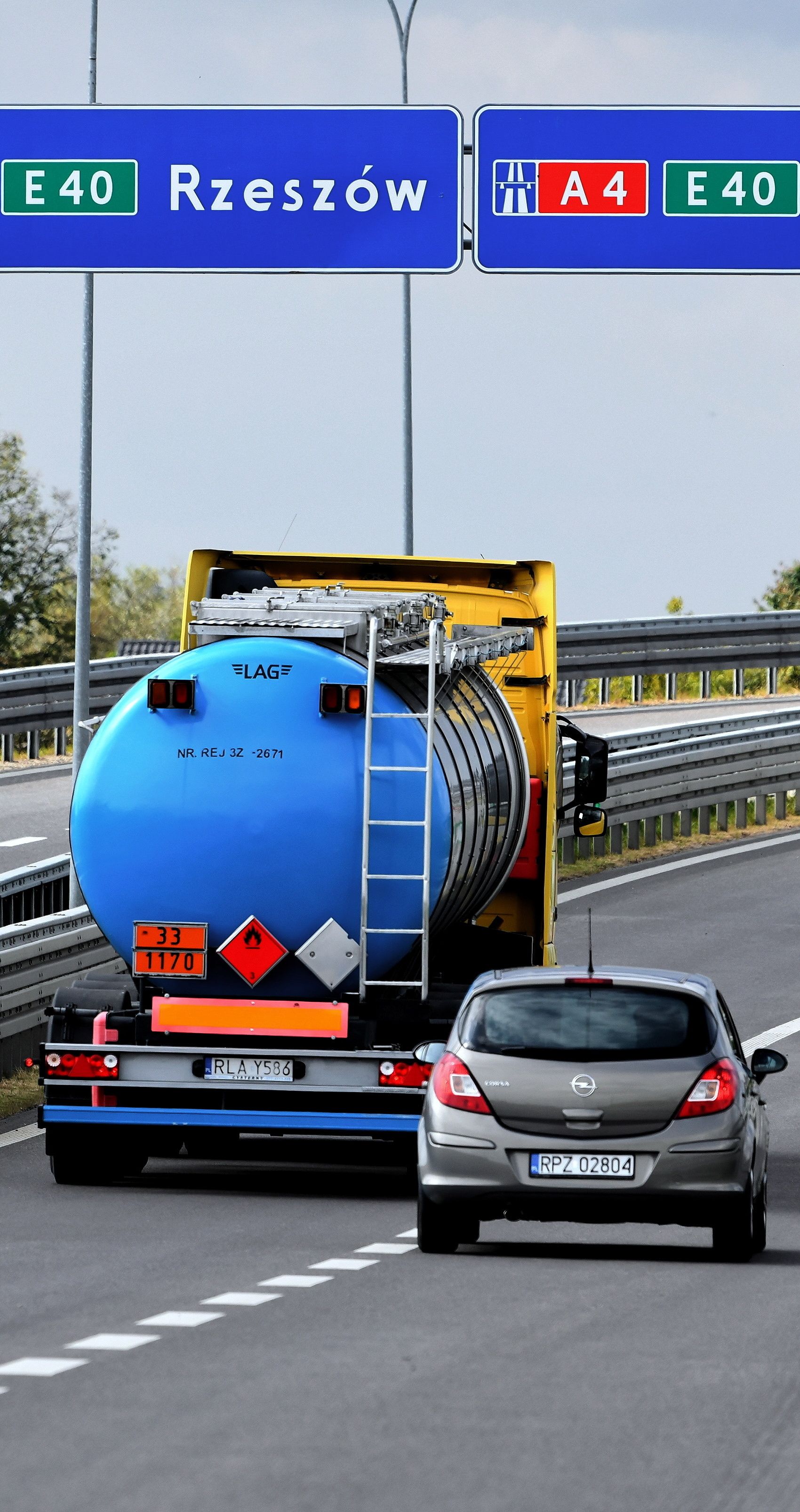 Obowiązują nowe znaki drogowe. "Absurdzik będzie usunięty"