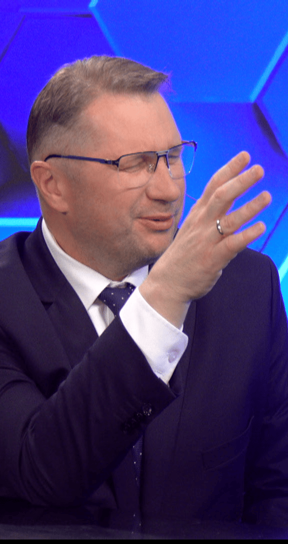 VIP-y w szpitalach bez kolejki. Przemysław Czarnek przyznał się u Mazurka