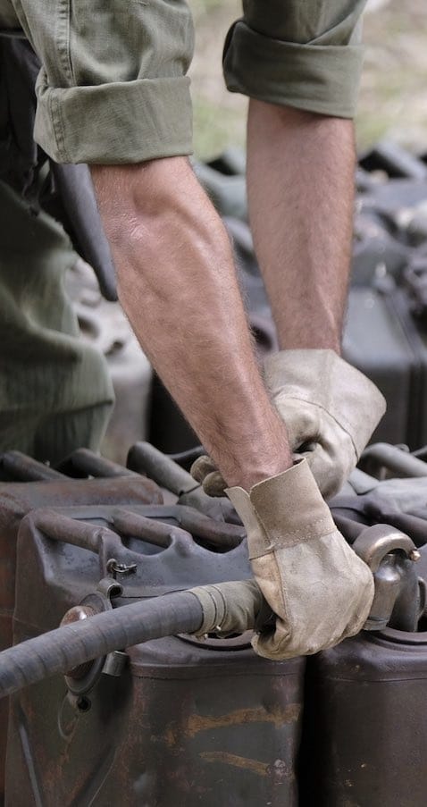 Maksymalne ceny paliw pomogą na chwilę, potem będzie reglamentacja i kartki