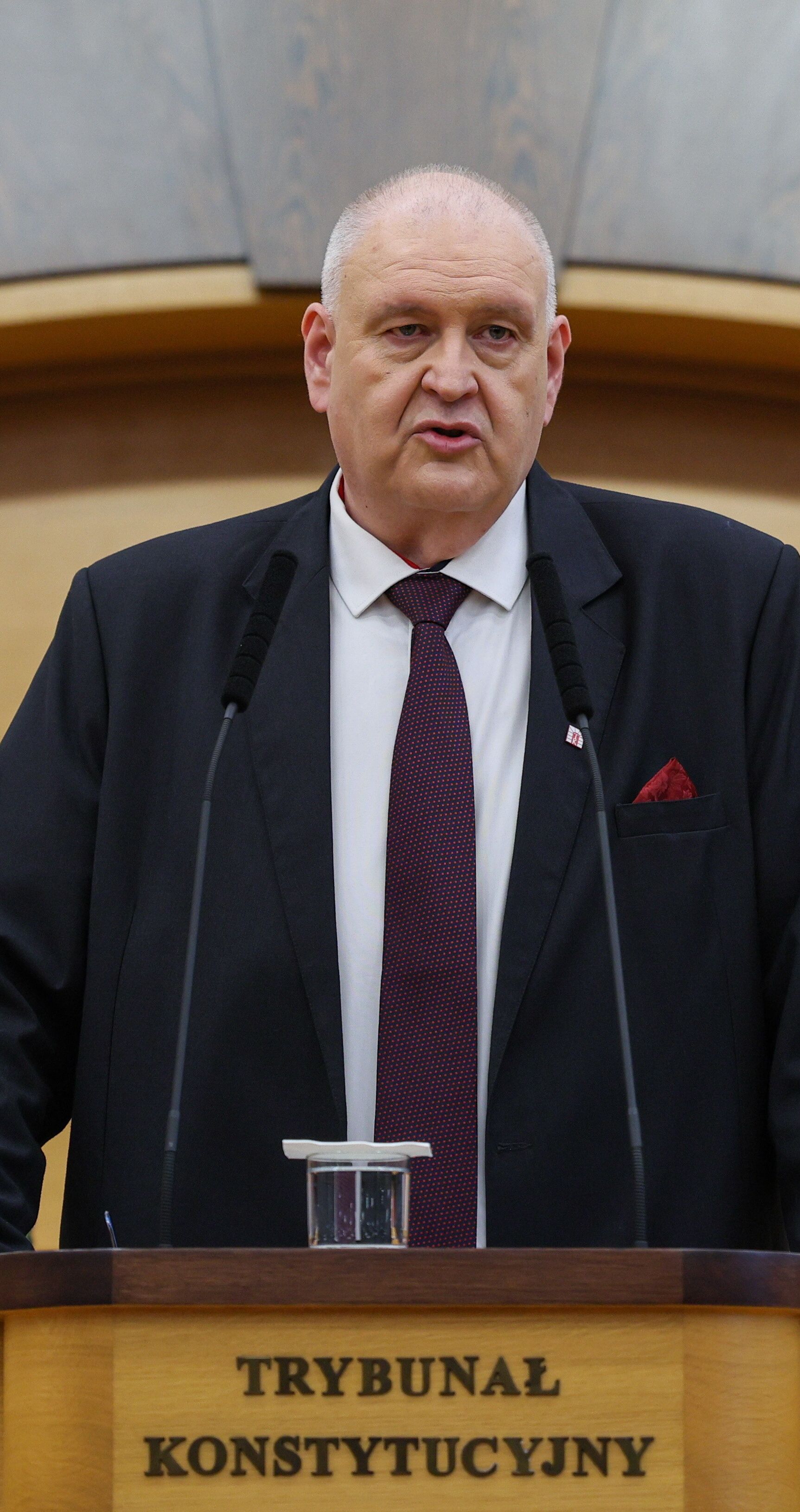 Prezes Trybunału Konstytucyjnego ogłosił, że spraw dla nowych sędziów nie będzie, gabinetów także
