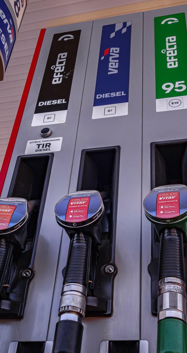 Ceny ropy w dół i w górę. Zapytaliśmy Orlen, czego mają spodziewać się kierowcy