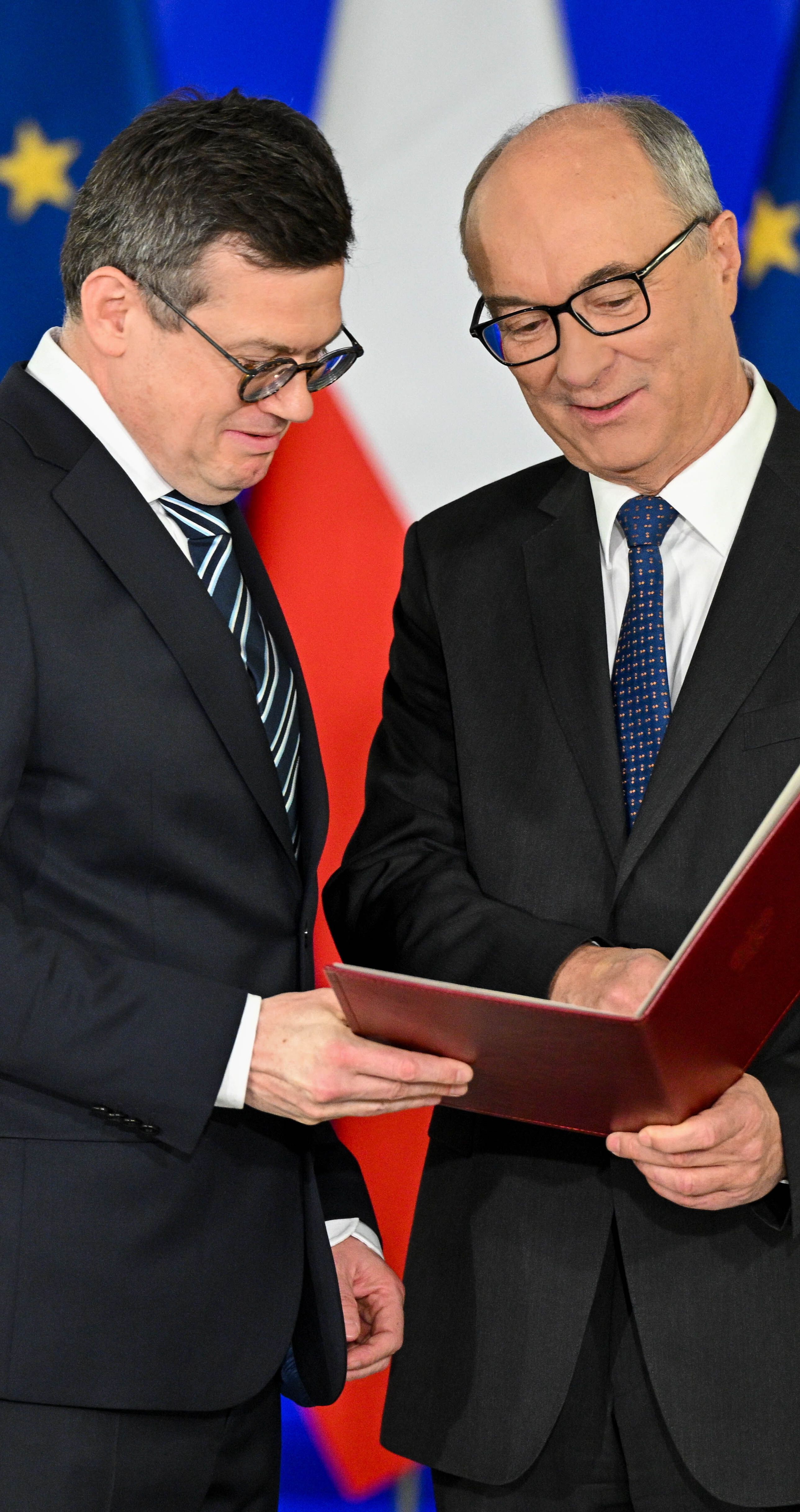 Spór o ślubowanie sędziów TK. Horała: To naruszenie prawa