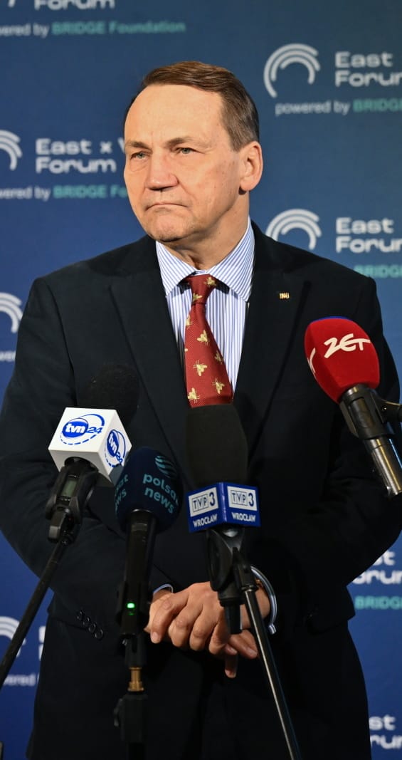 Radosław Sikorski w Waszyngtonie. Szef MSZ gościem „tajemniczej” Grupy Bilderberg