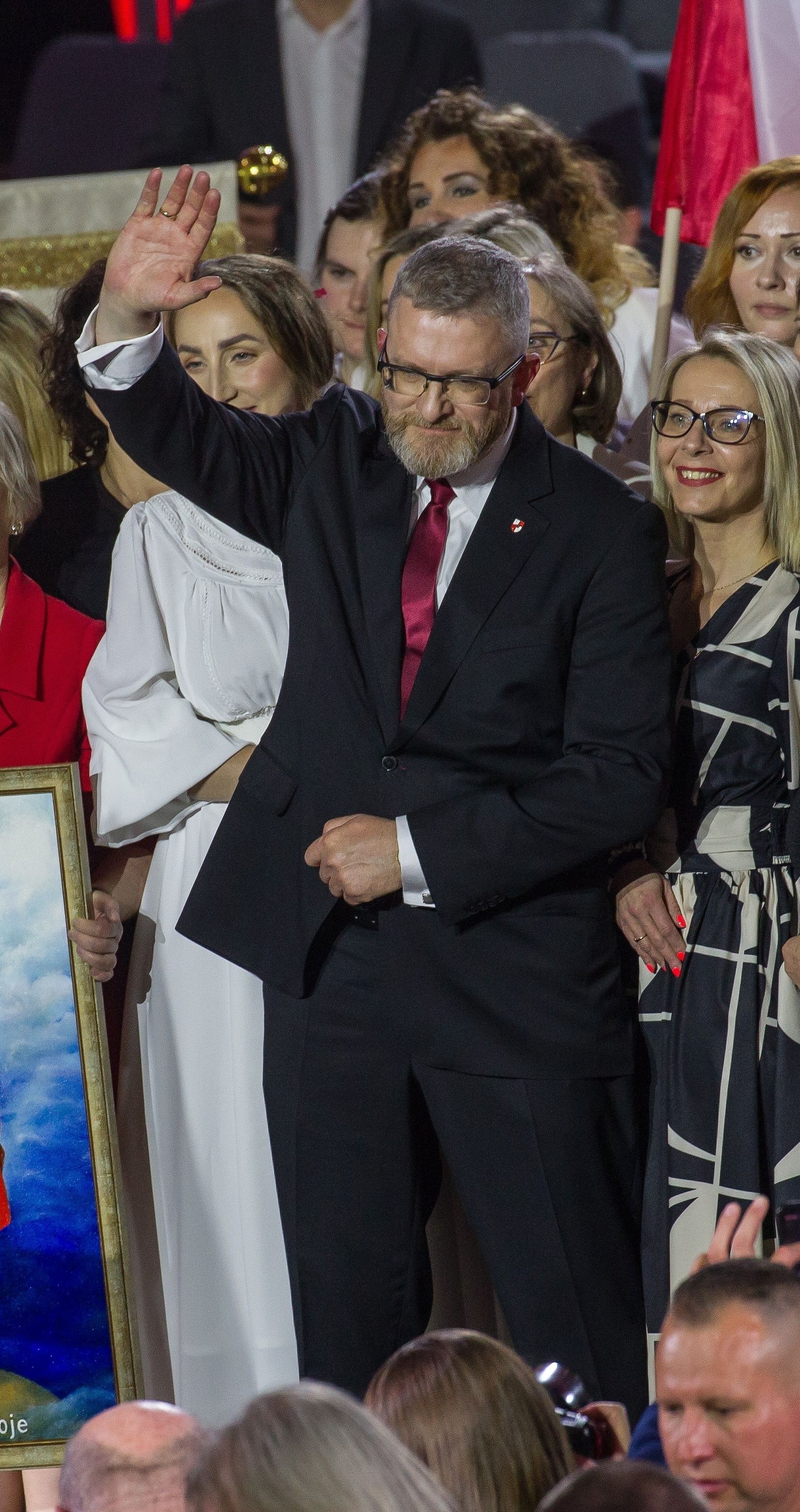 Szansa PiS-u na nową koalicję? Braun ma ostatnie słowo