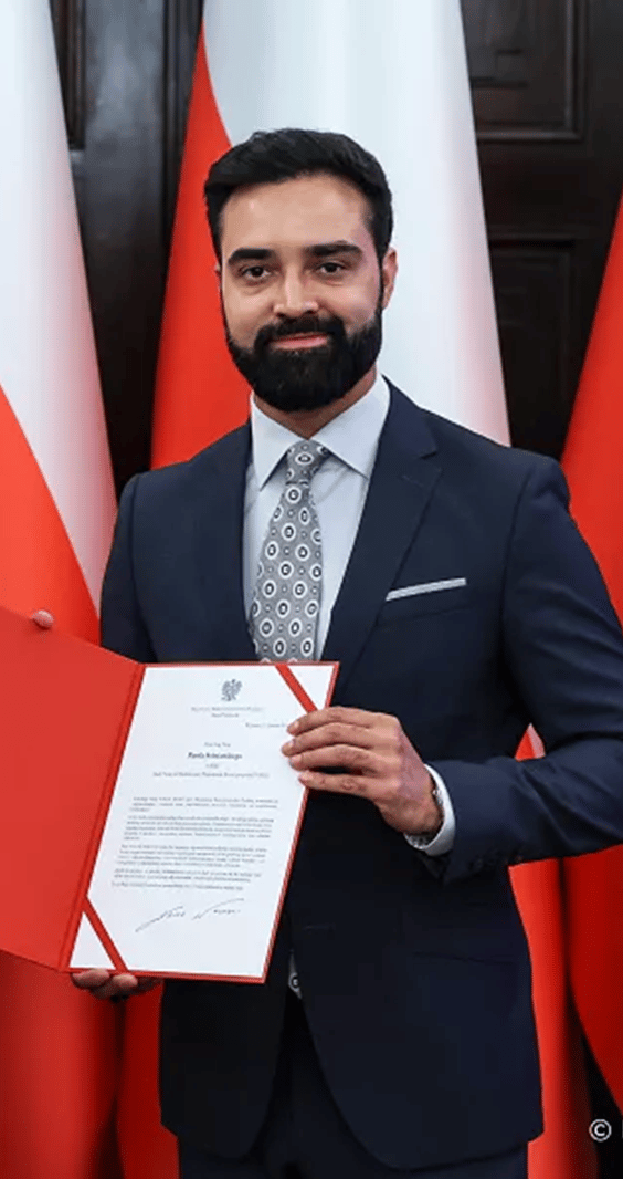 Kontrowersje w Radzie Nowych Mediów. Swinarski próbuje się tłumaczyć