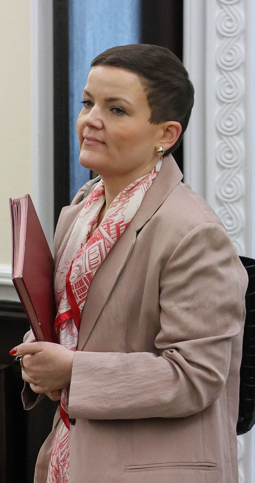 Kontrowersyjny raper wystąpi w Polsce. Minister oburzona, Lewica pyta: co pani zrobiła?