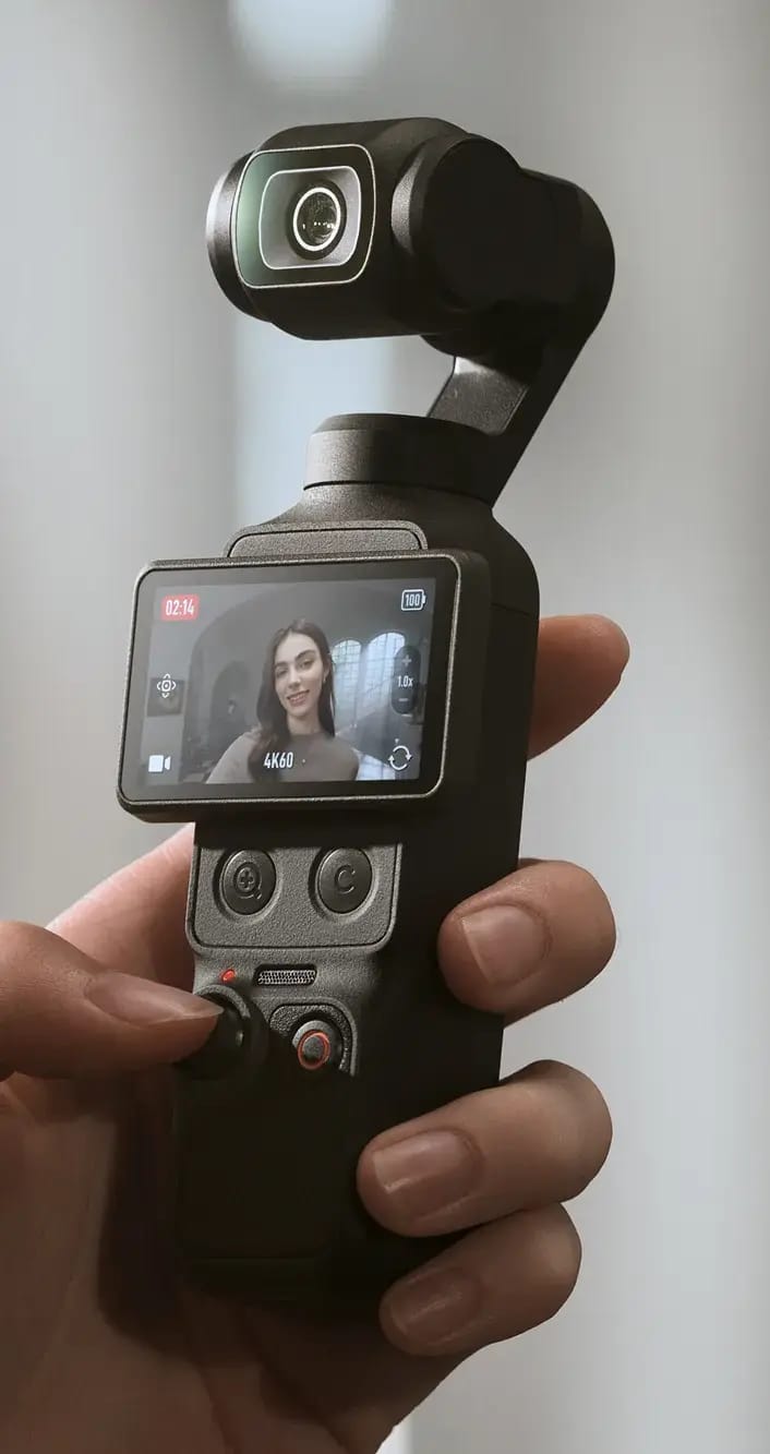 DJI Osmo Pocket 4 - debiutuje nowa odsłona mobilnej kamery dla vlogerów