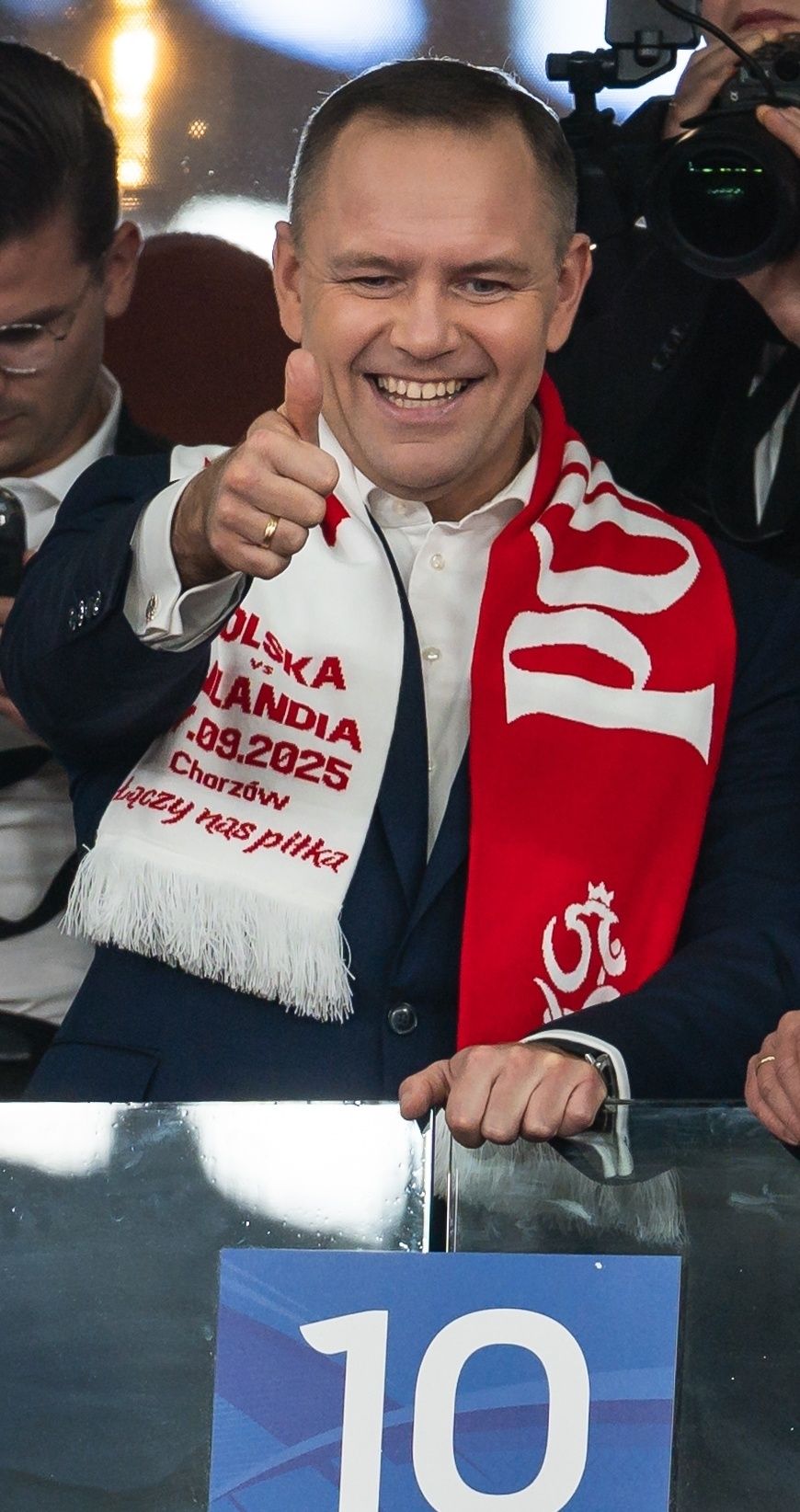 Zawodnik zamiast arbitra. Polityczny bilans pierwszych miesięcy prezydenta