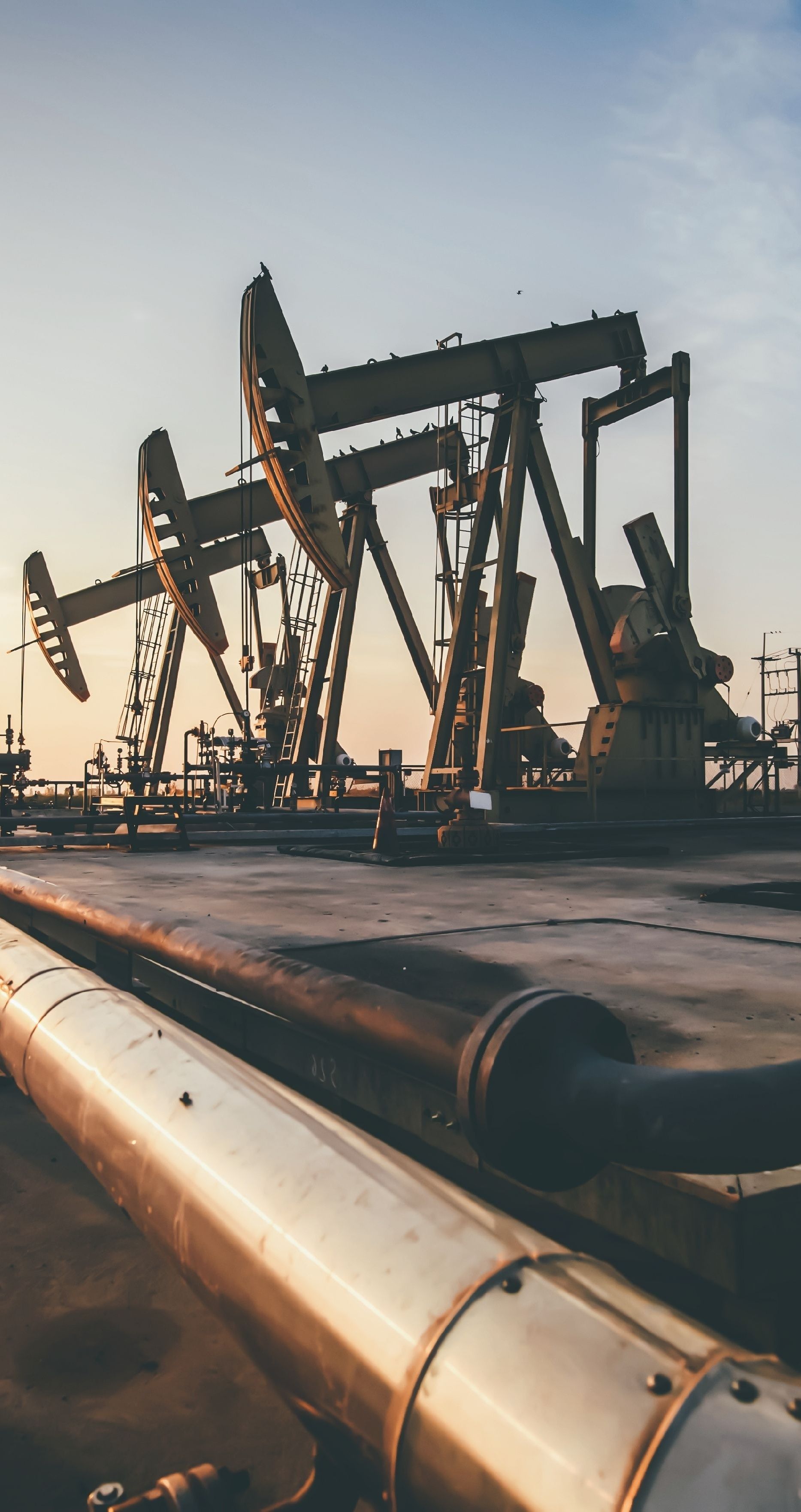 Lepsze wieści z rynku ropy. Sprawdzamy, co z cenami paliw w Polsce