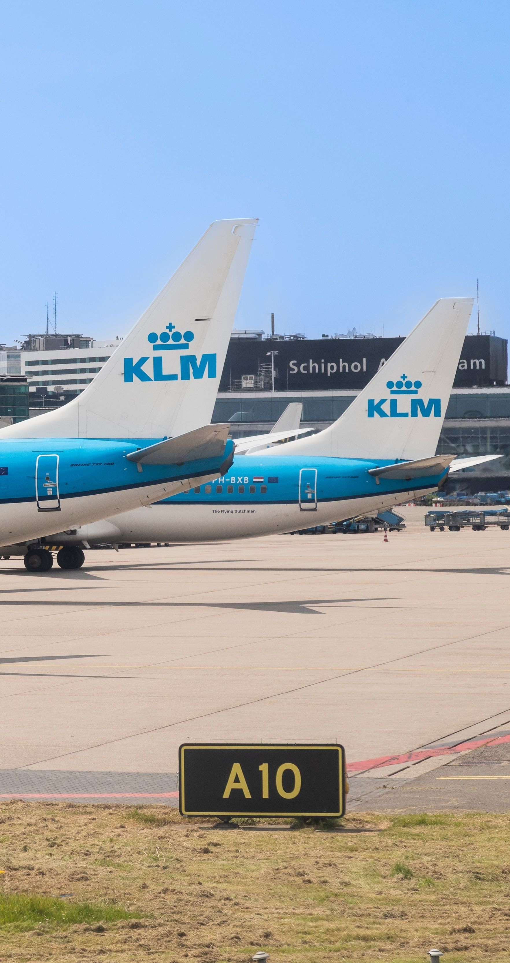 Wojna uderza w linie lotnicze. Co to oznacza dla pasażerów?