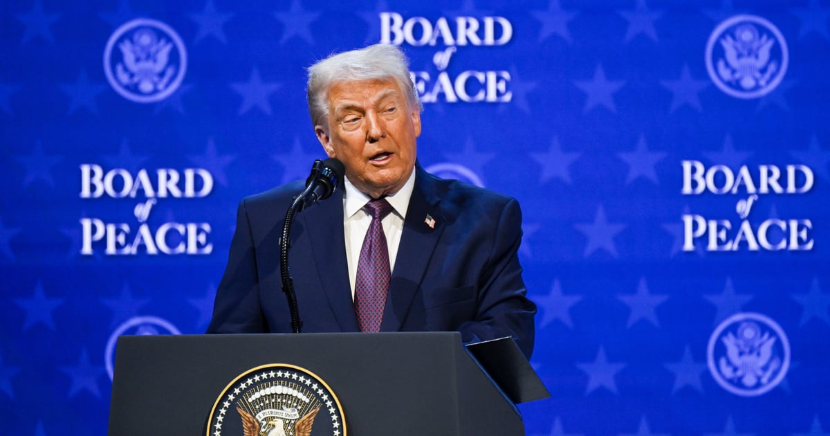 Trump inauguruje Radę Pokoju. "Przypomina anonimowe kółko brydżowe".