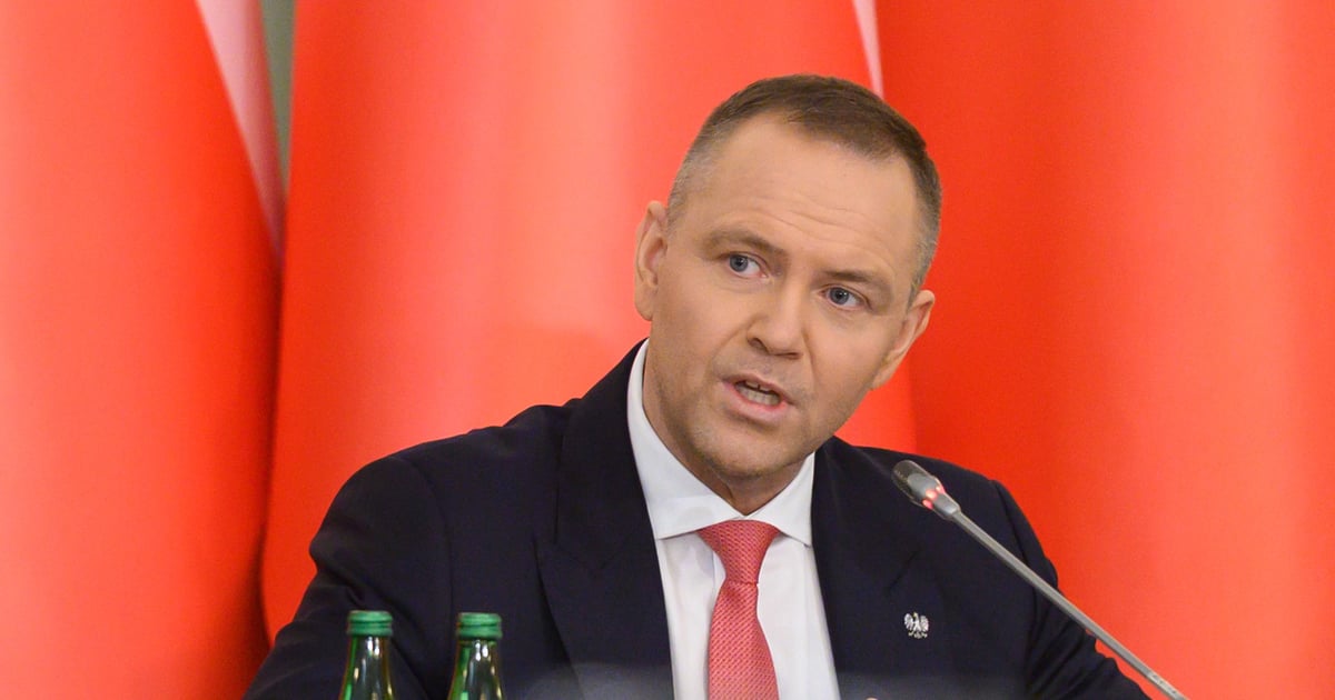 O co chodzi prezydentowi Nawrockiemu? Nowy sondaż