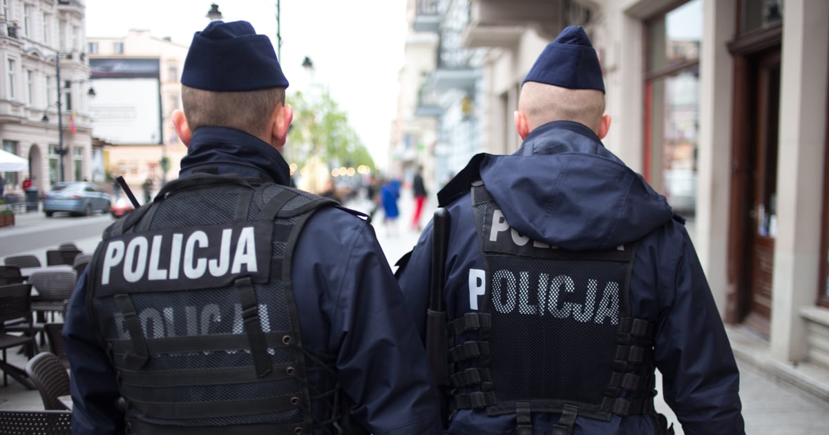 Prokuratura postawiła zarzut policjantowi z Wołowa. Grozi mu osiem lat więzienia