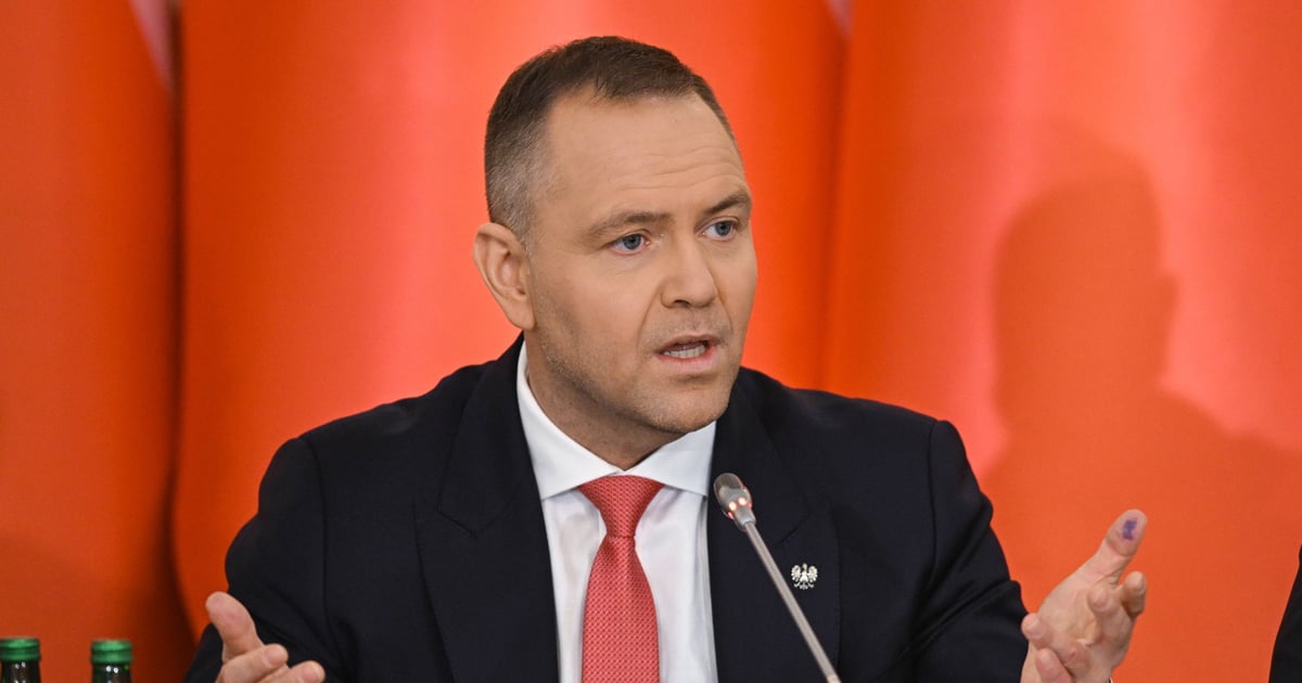 Rada Bezpieczeństwa Narodowego wystartowała. Nawrocki od razu uderzył w Czarzastego