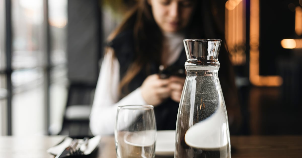 Darmowa kranówka w restauracjach? Posłowie rezygnują z propozycji