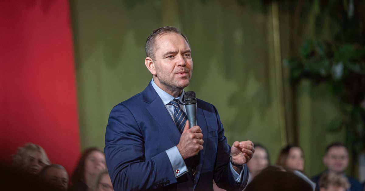 Alternatywny pomysł prezydenta ws. SAFE. Ostra krytyka z koalicji rządzącej