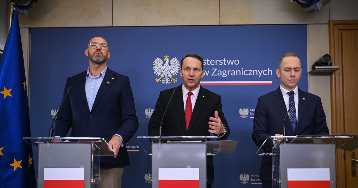 Ewakuacja Polaków z Bliskiego Wschodu. Sikorski przekazał nowe dane