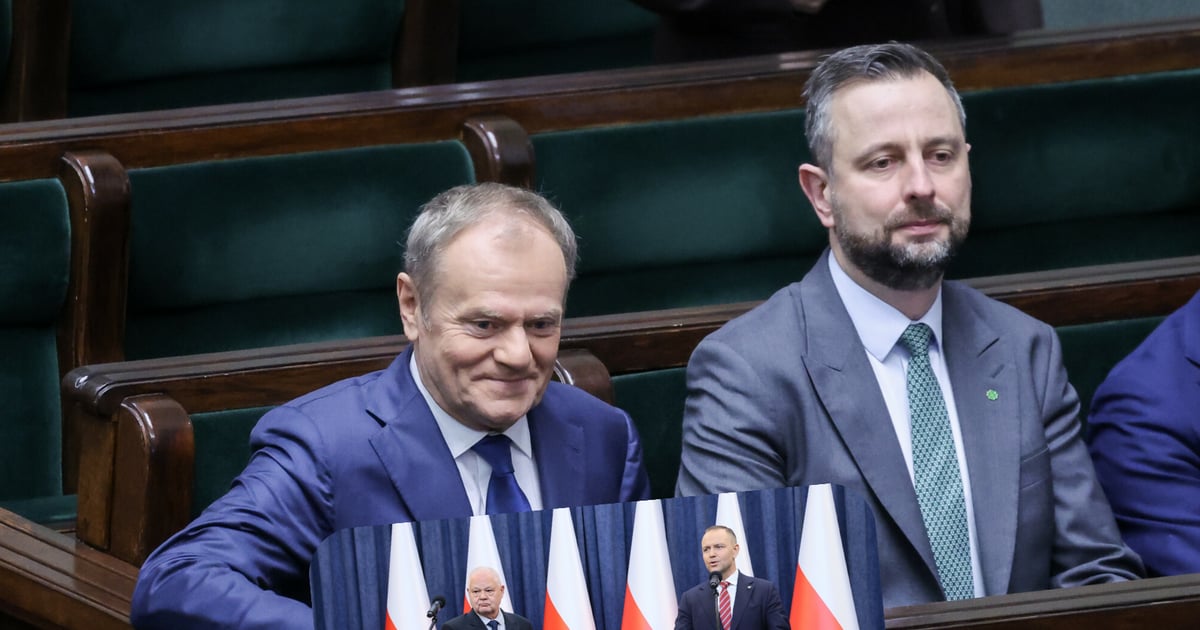 Dwa pomysły na miliardy dla armii. Nawrocki, Tusk i Glapiński przy jednym stole