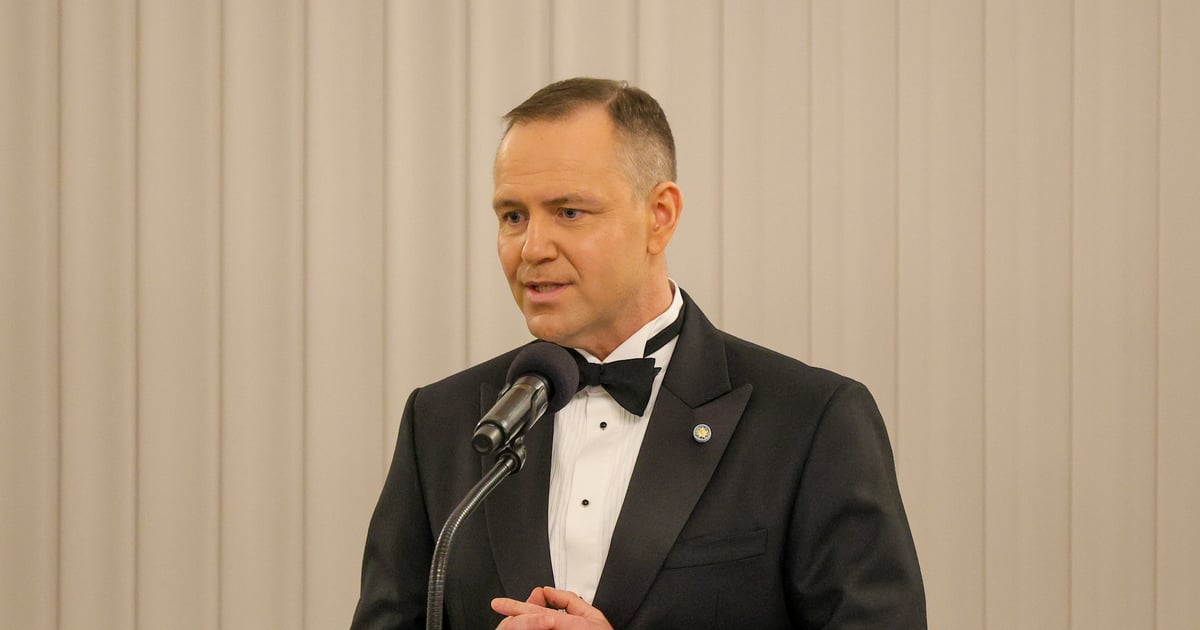 Politycy PiS rozprawiają się z unijnym SAFE. Bronią decyzji prezydenta