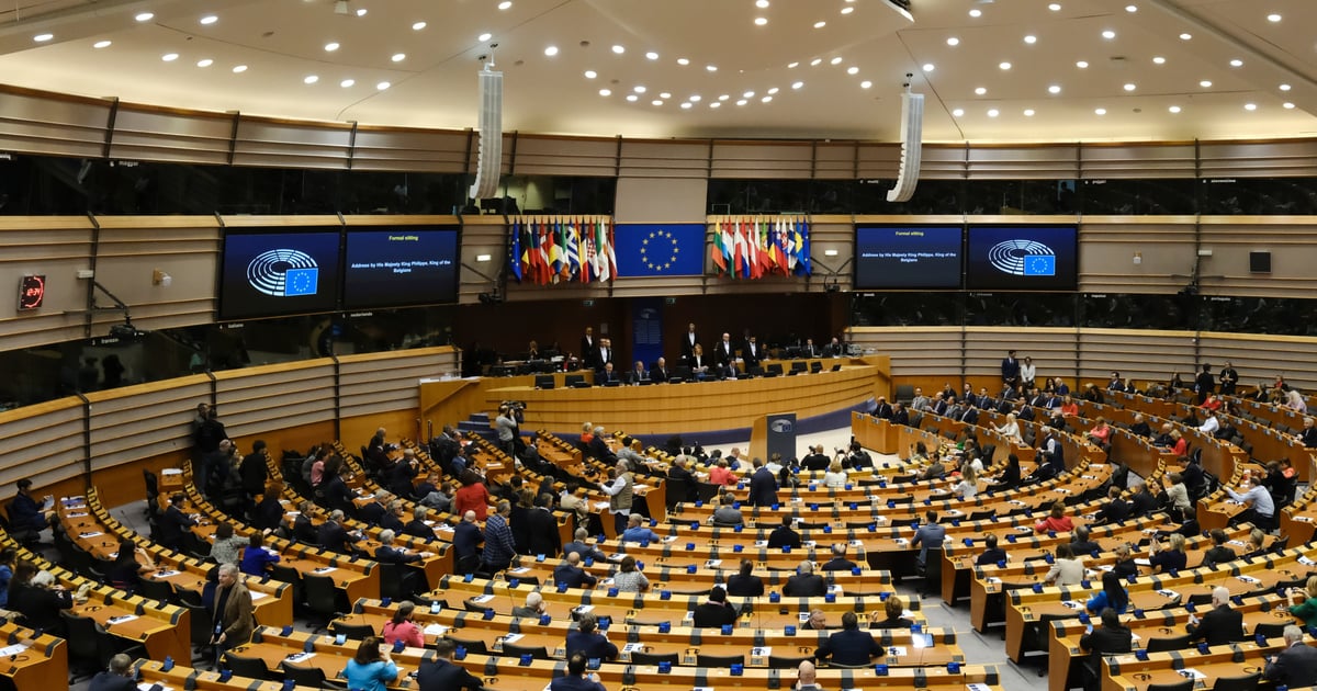Kontrowersyjne głosowanie w Parlamencie Europejskim. Ciesiołkiewicz: To objaw społecznego darwinizmu