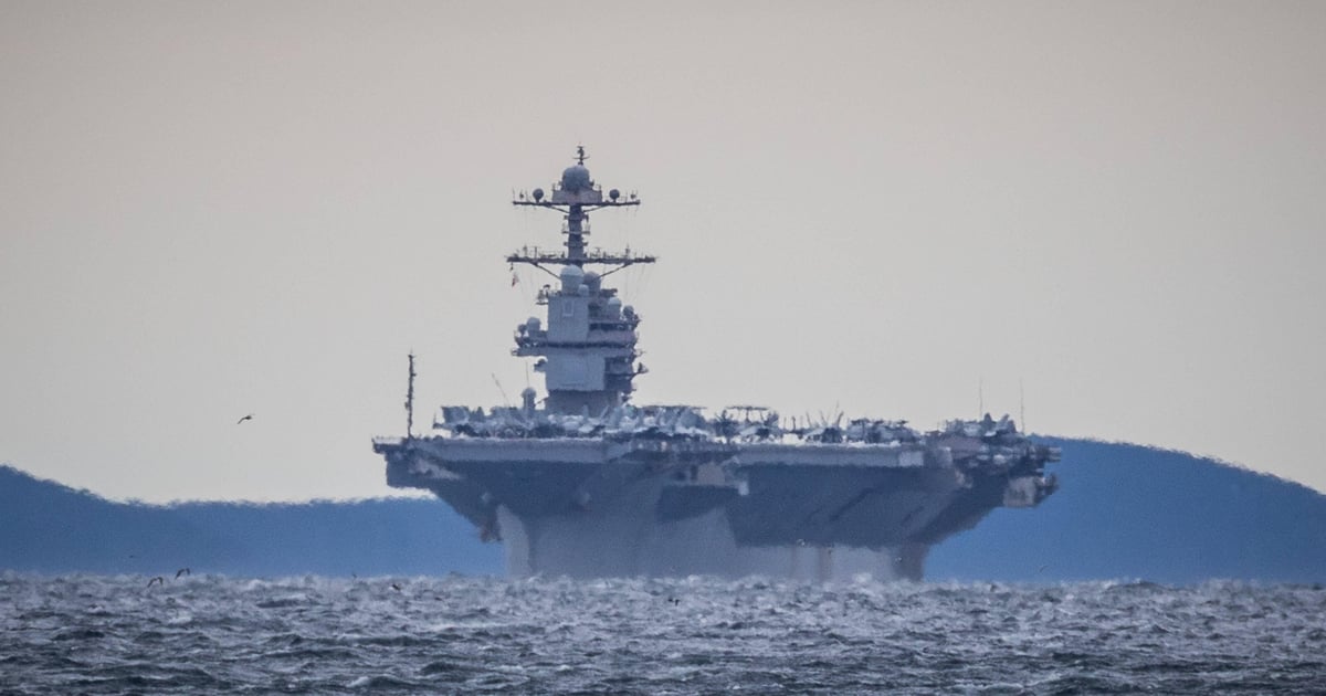Lotniskowiec wraca z Bliskiego Wschodu do USA. Musi przejść naprawę