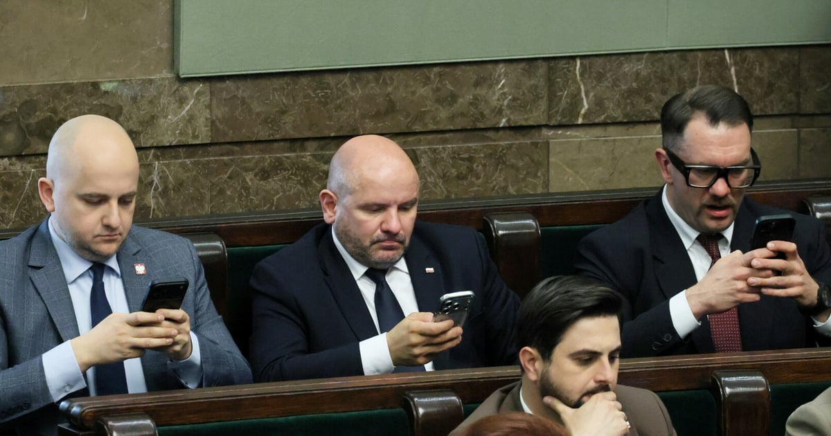 Kto nie chce immunitetu dla posłów? Znamy wyniki najnowszego sondażu