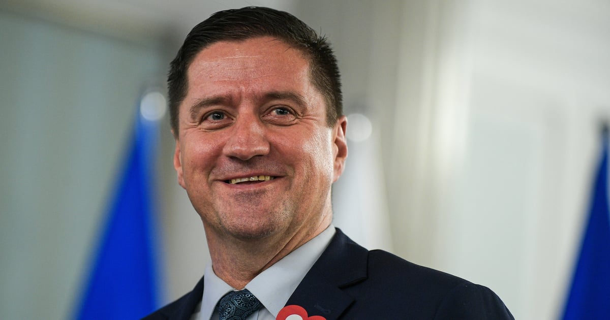 Niedźwiedzki przeprasza Matysiak. Poseł KO udawał lokomotywę podczas posiedzenia Sejmu