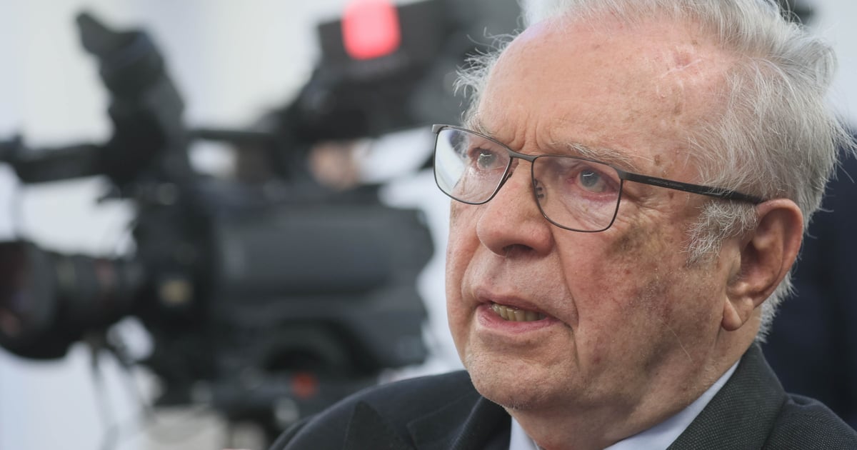 Krzysztof Zanussi miał wypadek. „Reżyserowałem ze szpitalnego łóżka”