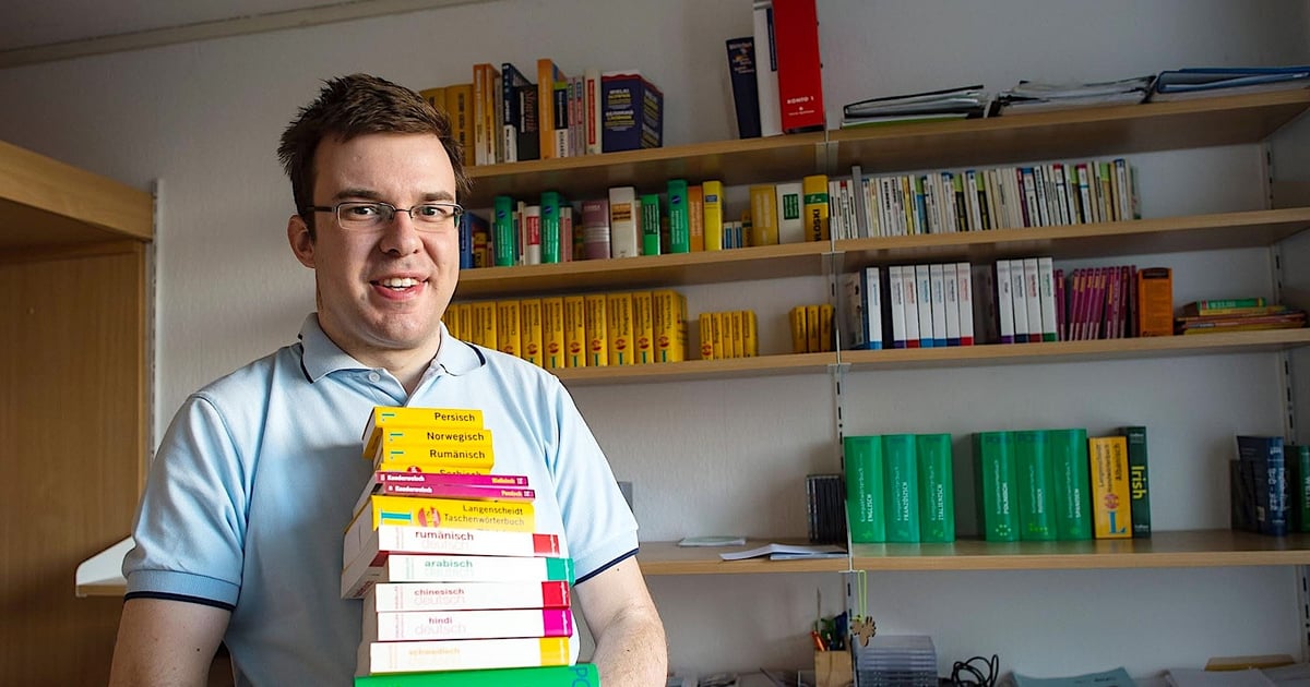 Zna 43 języki, choć nie zdał matury z matematyki. „Węgierskiego nauczyłem się w miesiąc”