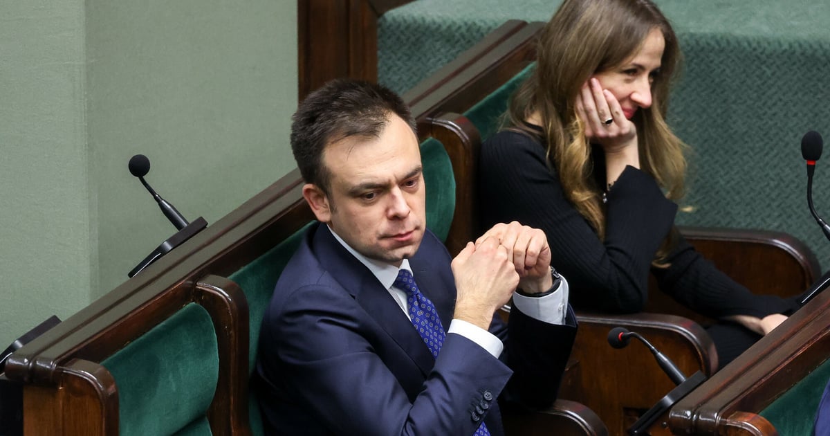 Starcie o pensję minimalną w rządzie. Jakie kwoty leżą na stole?