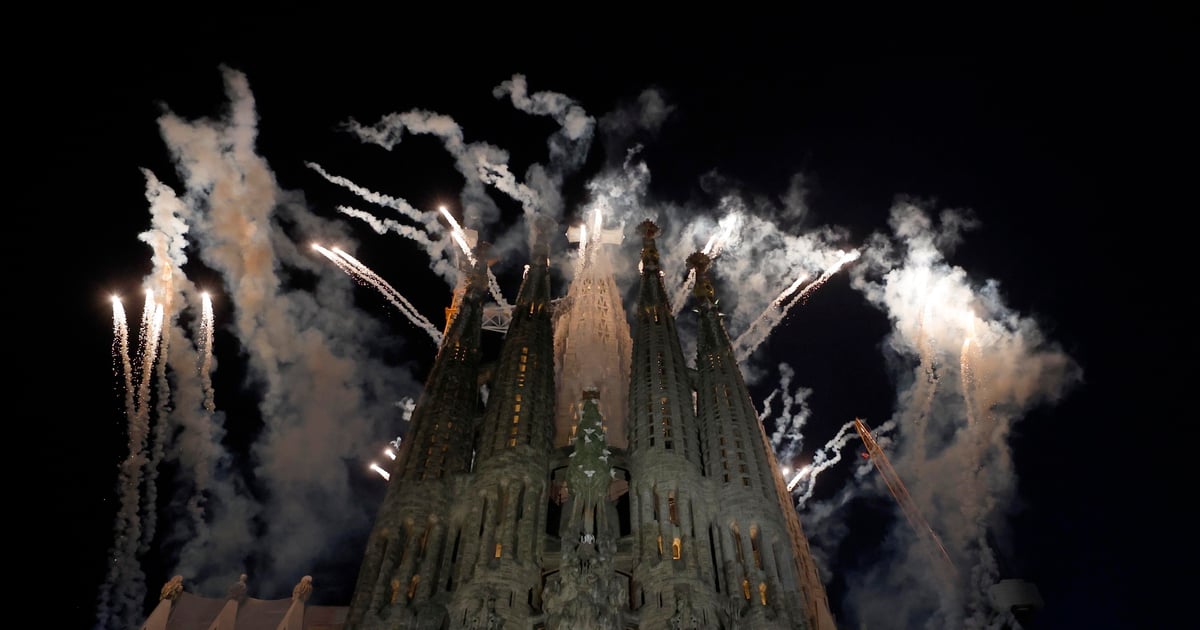 Tłumy w Barcelonie. Papież Leon XIV dokonał historycznej inauguracji w Sagrada Familia