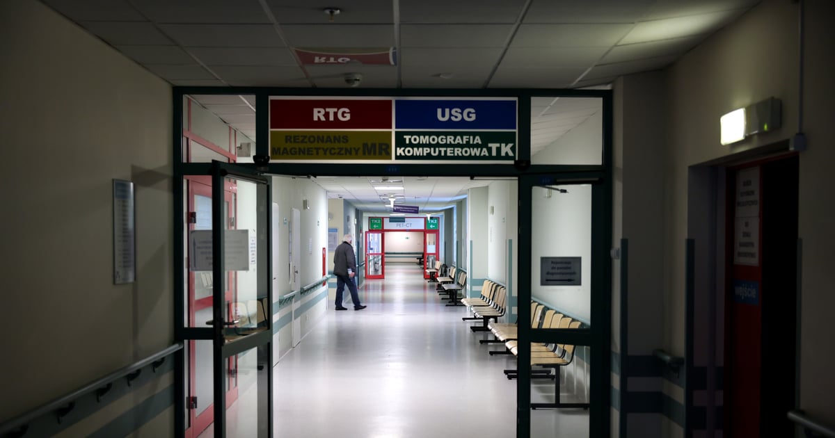 Afera w warszawskim szpitalu zmieniła zdanie Polaków o lekarzach. Sondaż