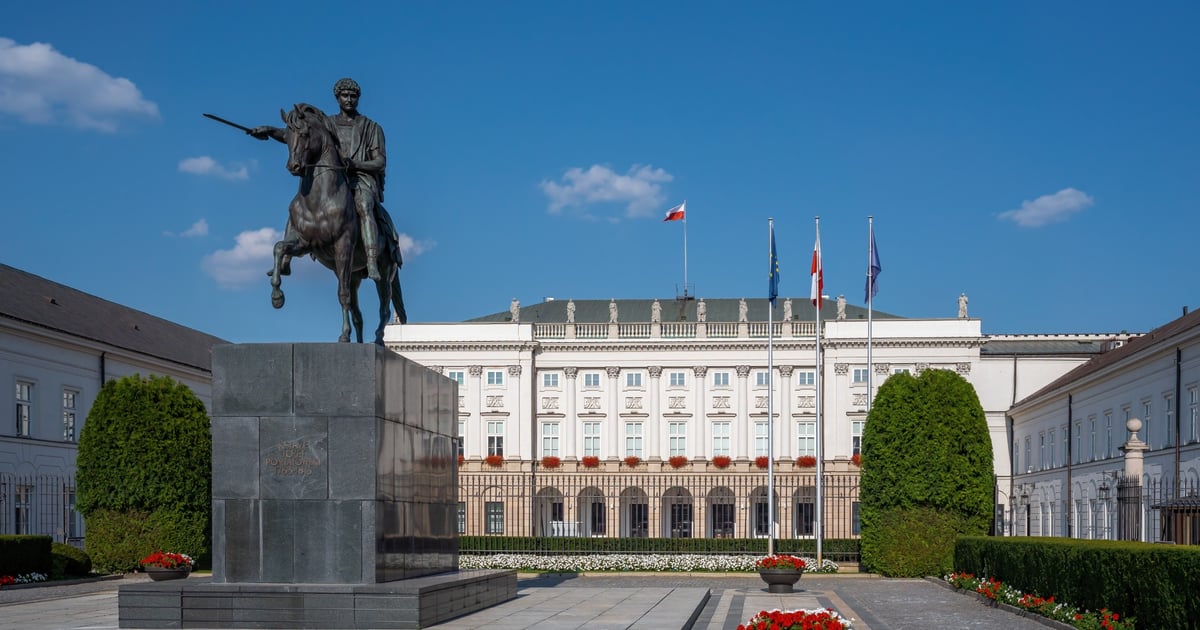 Nieoficjalnie: politycy Polski 2050 rozmawiali w Pałacu. Chodzi o głośną ustawę