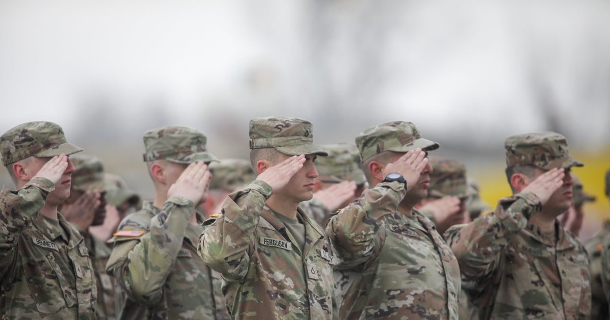 Przełom w rozmowach z USA. Stała baza wojskowa i broń jądrowa coraz bliżej Polski?