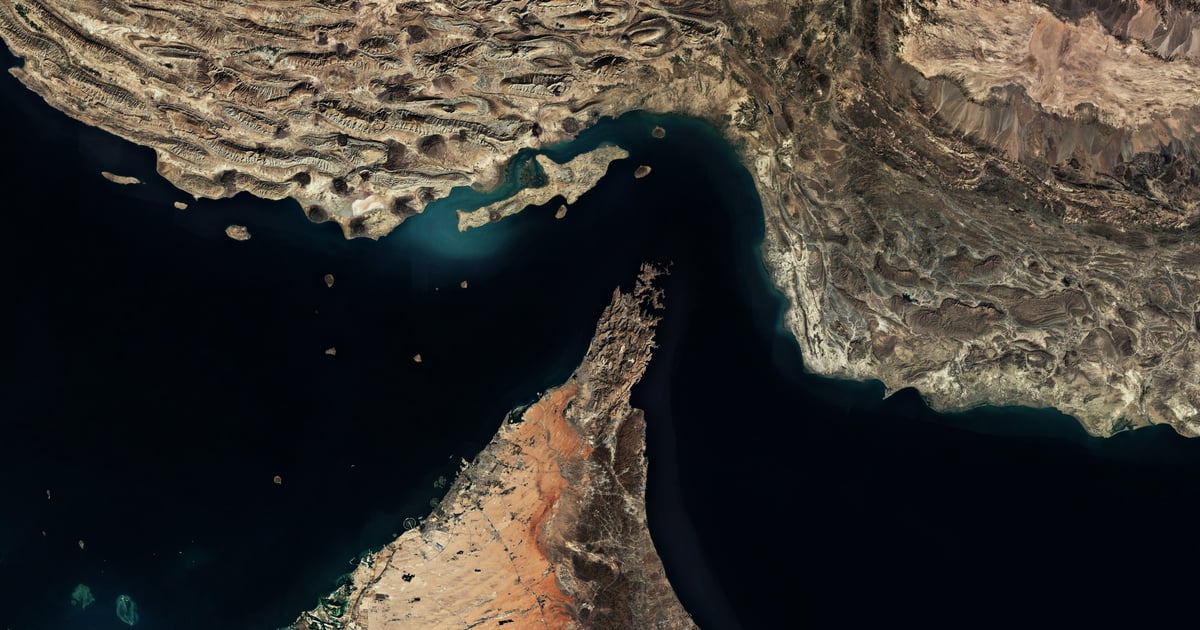 Iran zrealizował swoje groźby w cieśninie Ormuz. Zaatakował statki