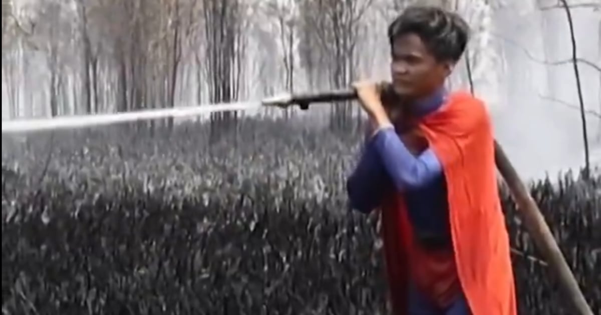 Superman z Borneo walczy z ogniem. 17-latek został „bohaterem lasu”