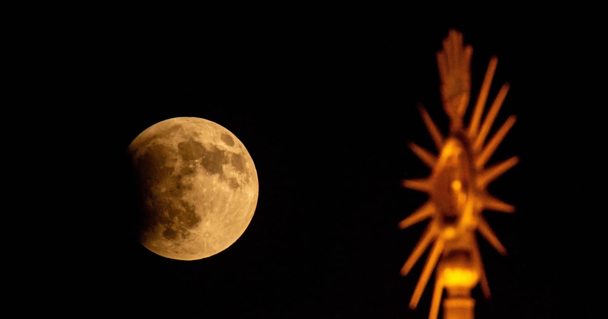 Photo: zero.pl Partial Lunar Eclipse on August 28: 96% of the Moon Covered