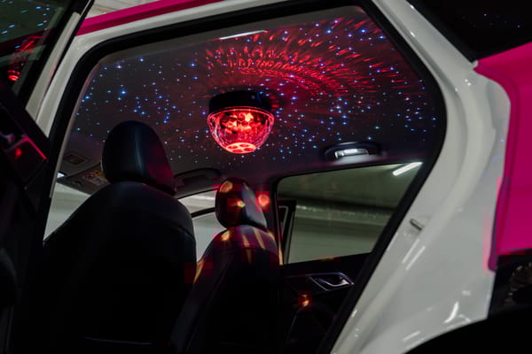 MG HS WuWunia i Tedego.