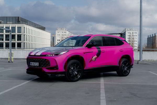 MG HS WuWunia i Tedego.